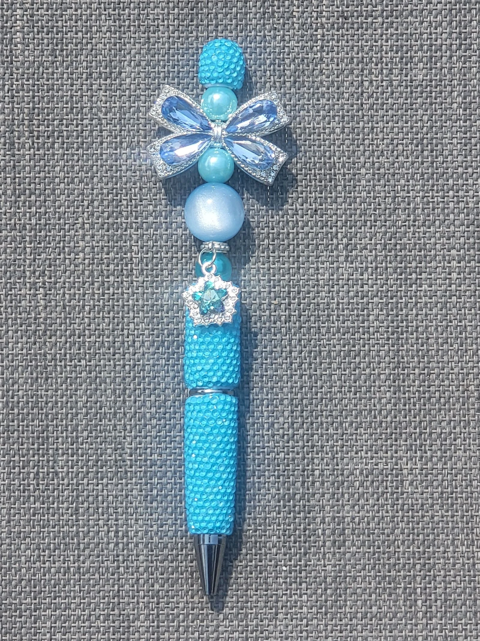 Stylo à strass 